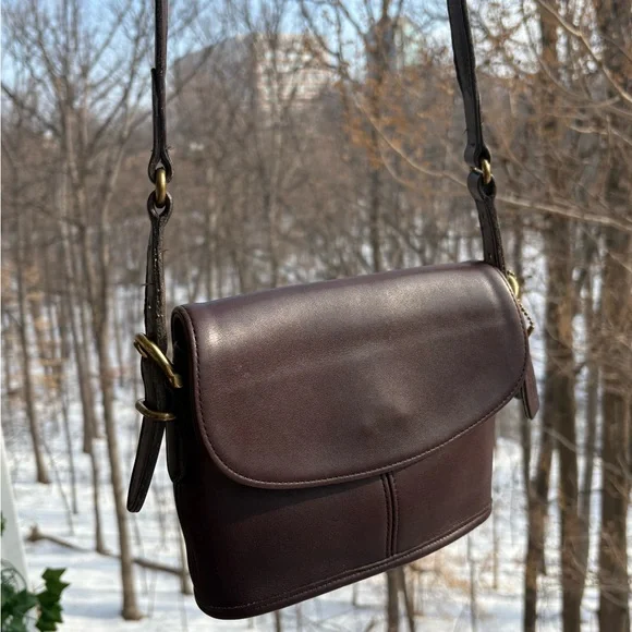 Vintage Coach Equestrian Small Flap Bag | Glovetanned Leather | 9801 | 1997 USA - Picture 1 of 16